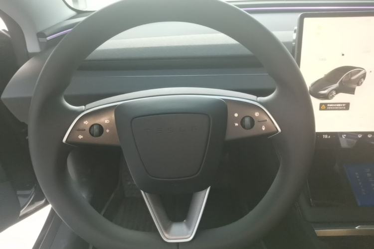 Used Tesla Model 3 2025 Rear-Wheel-Drive Version Steering Wheel