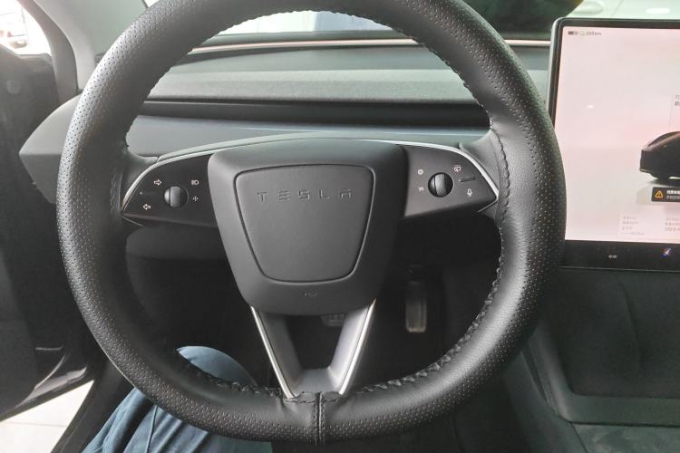 Used Tesla Model 3 2025 Rear-Wheel-Drive Version Steering Wheel