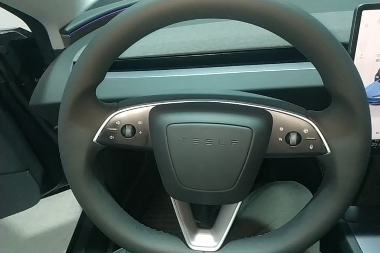 Used Tesla Model 3 2025 Rear-Wheel-Drive Version Steering Wheel