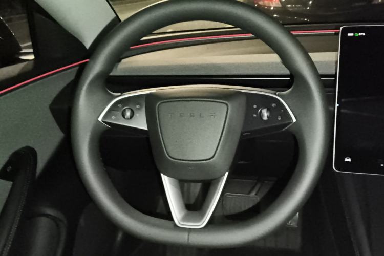Used Tesla Model 3 2025 Rear-Wheel-Drive Version Steering Wheel