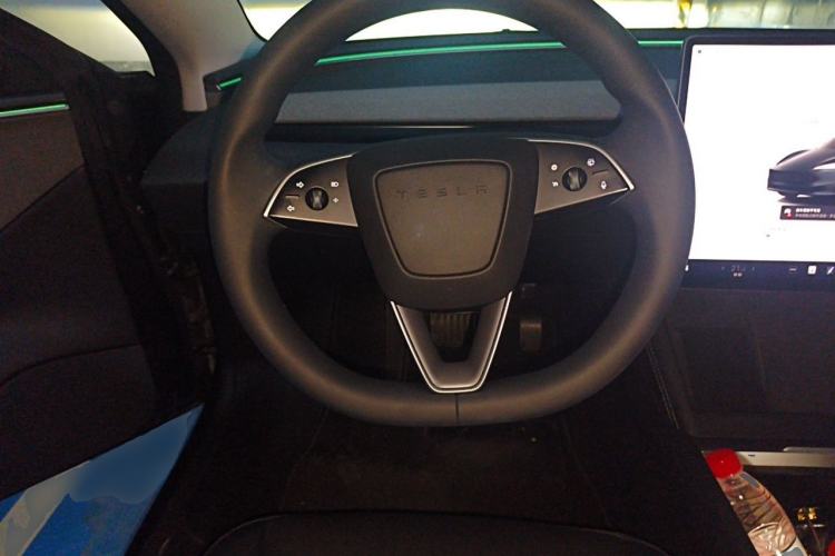 Used Tesla Model 3 2025 Rear-Wheel-Drive Version Steering Wheel