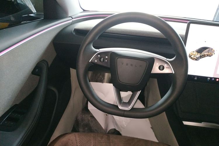 Used Tesla Model 3 2025 Rear-Wheel-Drive Version Steering Wheel