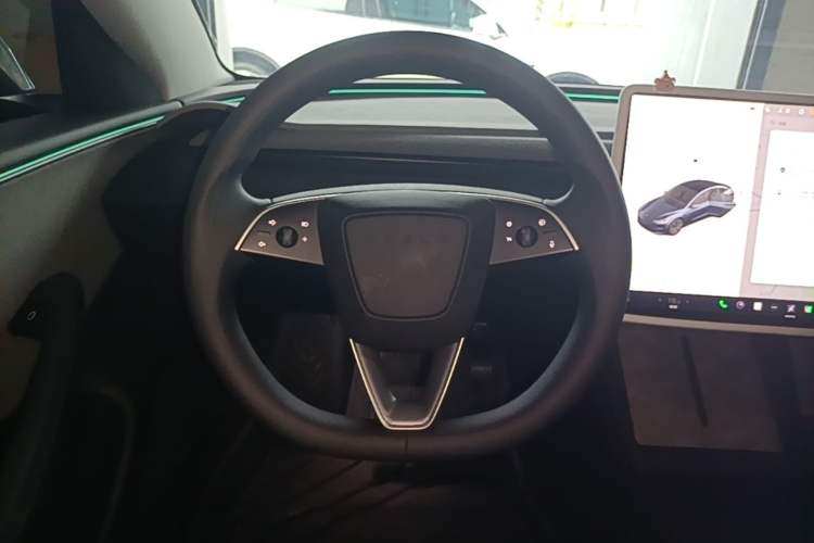 Used Tesla Model 3 2025 Rear-Wheel-Drive Version Steering Wheel