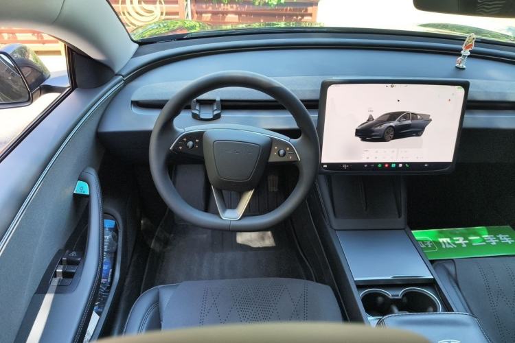 Used Tesla Model 3 2025 Rear-Wheel-Drive Version Steering Wheel
