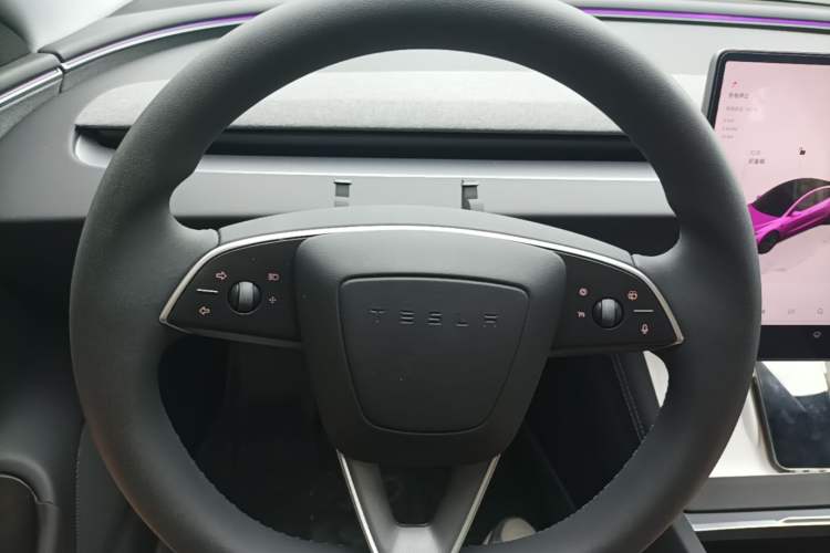 Used Tesla Model 3 2025 Rear-Wheel-Drive Version Steering Wheel