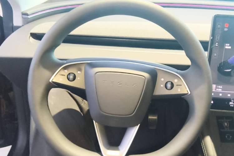 Used Tesla Model 3 2025 Rear-Wheel-Drive Version Steering Wheel