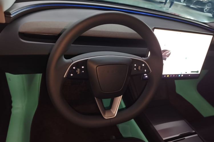 Used Tesla Model 3 2025 Rear-Wheel-Drive Version Steering Wheel