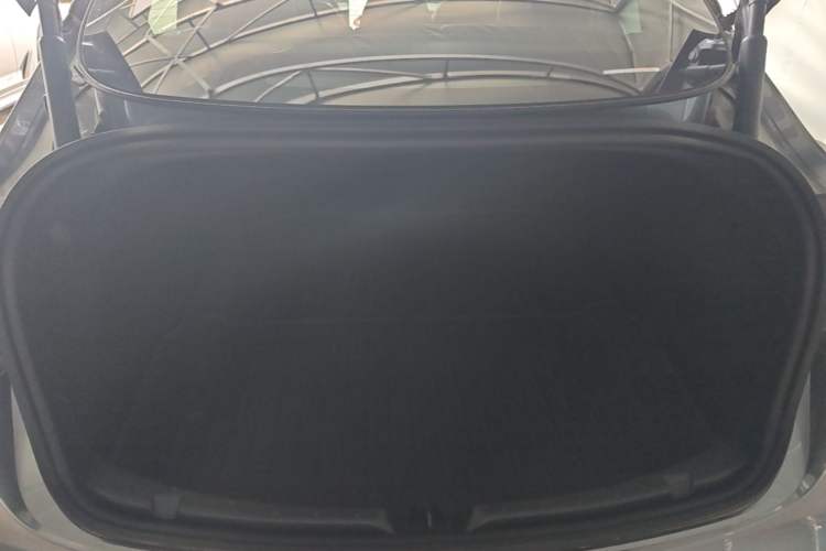 Used Tesla Model 3 2025 Model Revised Rear-Wheel-Drive Version Trunk