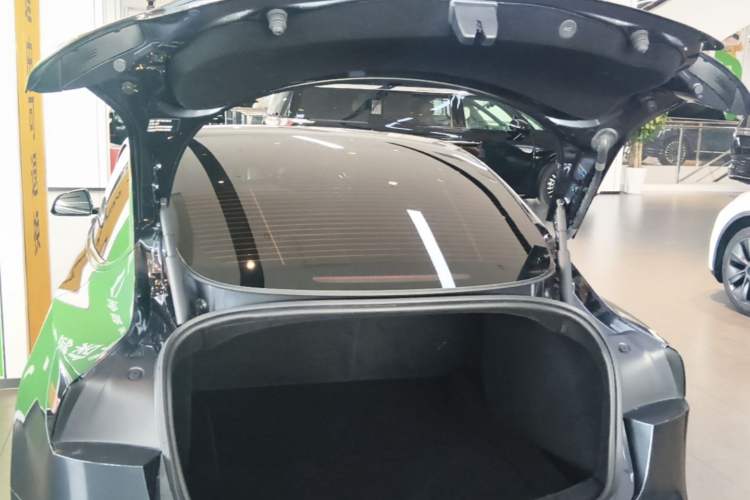 Used Tesla Model 3 2025 Rear-Wheel-Drive Version Trunk