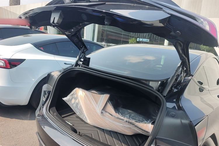 Used Tesla Model 3 2025 Rear-Wheel-Drive Version Trunk