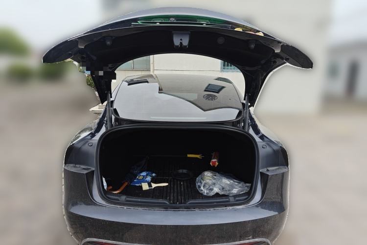 Used Tesla Model 3 2025 Rear-Wheel-Drive Version Trunk
