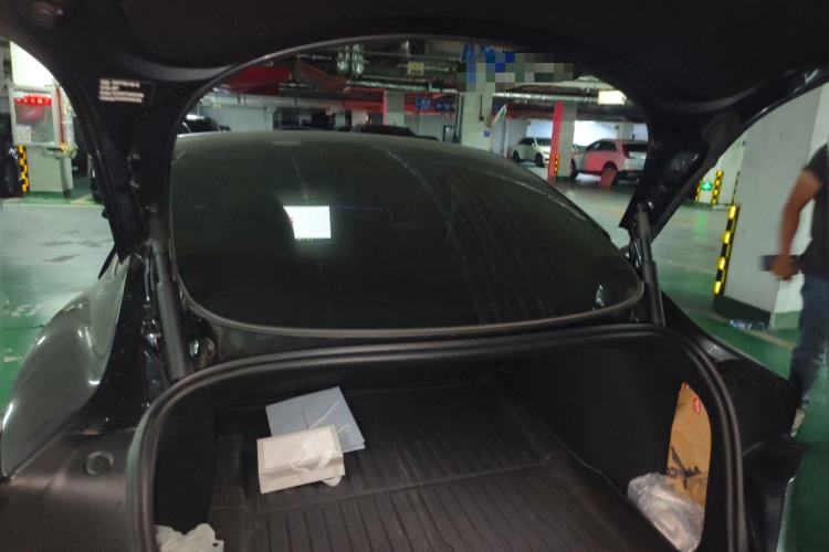 Used Tesla Model 3 2025 Rear-Wheel-Drive Version Trunk