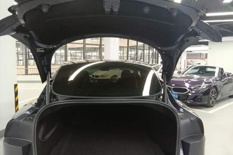 Used Tesla Model 3 2025 Model Revised Rear-Wheel-Drive Version Trunk
