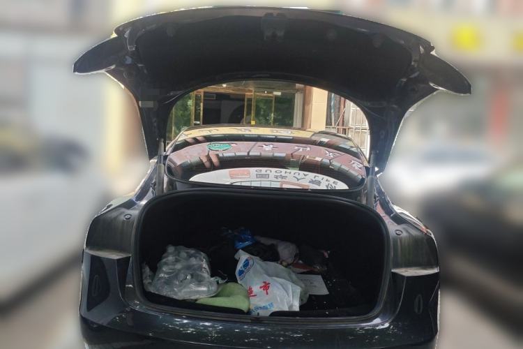 Used Tesla Model 3 2025 Rear-Wheel-Drive Version Trunk