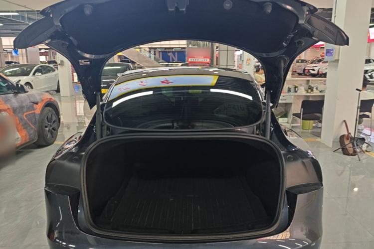 Used Tesla Model 3 2025 Rear-Wheel-Drive Version Trunk