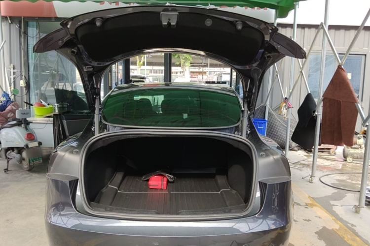 Used Tesla Model 3 2025 Rear-Wheel-Drive Version Trunk