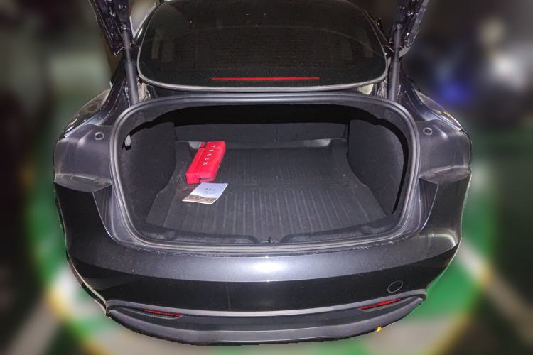 Used Tesla Model 3 2025 Model Revised Rear-Wheel-Drive Version Trunk
