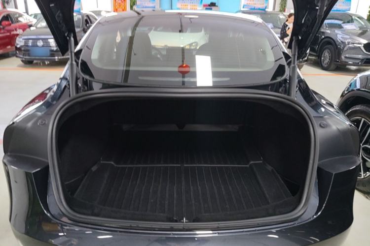 Used Tesla Model 3 2025 Rear-Wheel-Drive Version Trunk