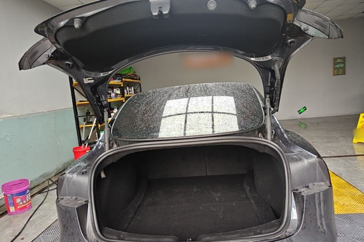 Used Tesla Model 3 2025 Rear-Wheel-Drive Version Trunk