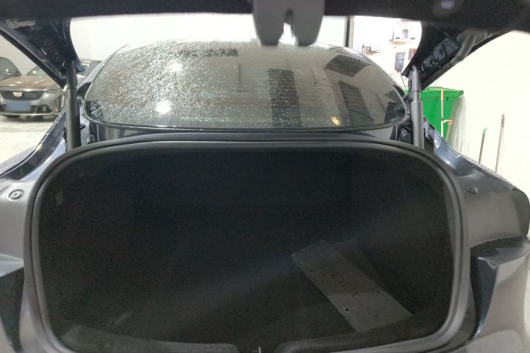 Used Tesla Model 3 2025 Rear-Wheel-Drive Version Trunk