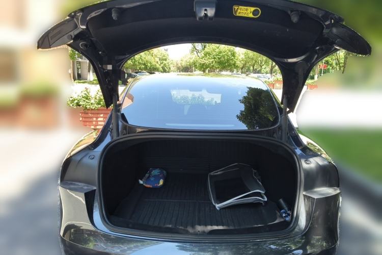 Used Tesla Model 3 2025 Rear-Wheel-Drive Version Trunk
