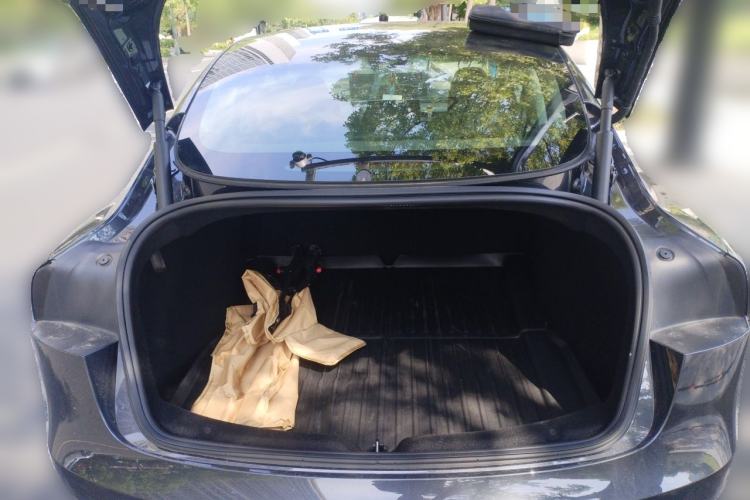 Used Tesla Model 3 2025 Rear-Wheel-Drive Version Trunk