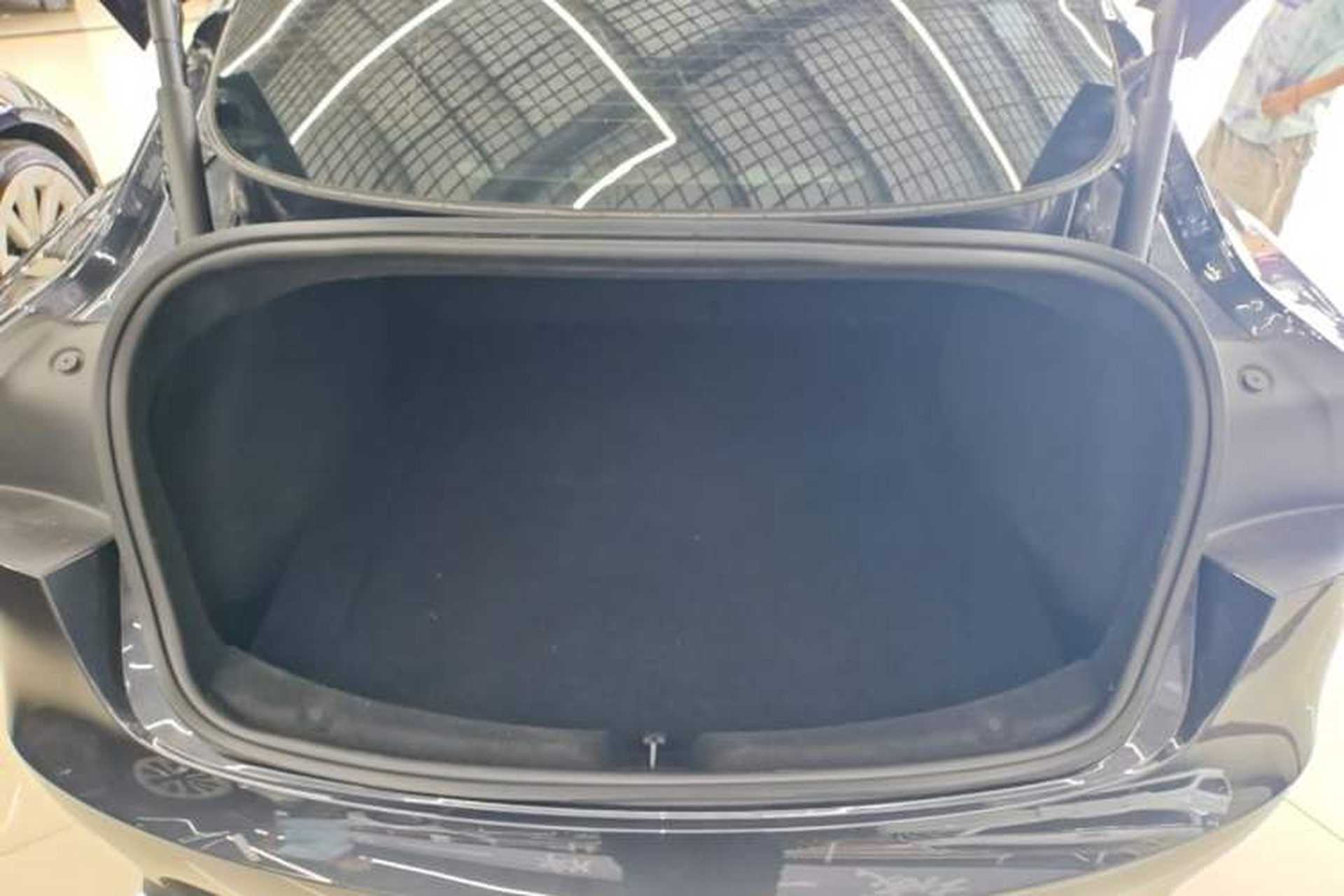 Used Tesla Model 3 2025 Rear-Wheel-Drive Version Trunk
