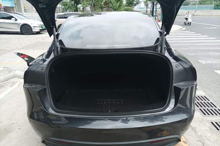 Used Tesla Model 3 2025 Rear-Wheel-Drive Version Trunk