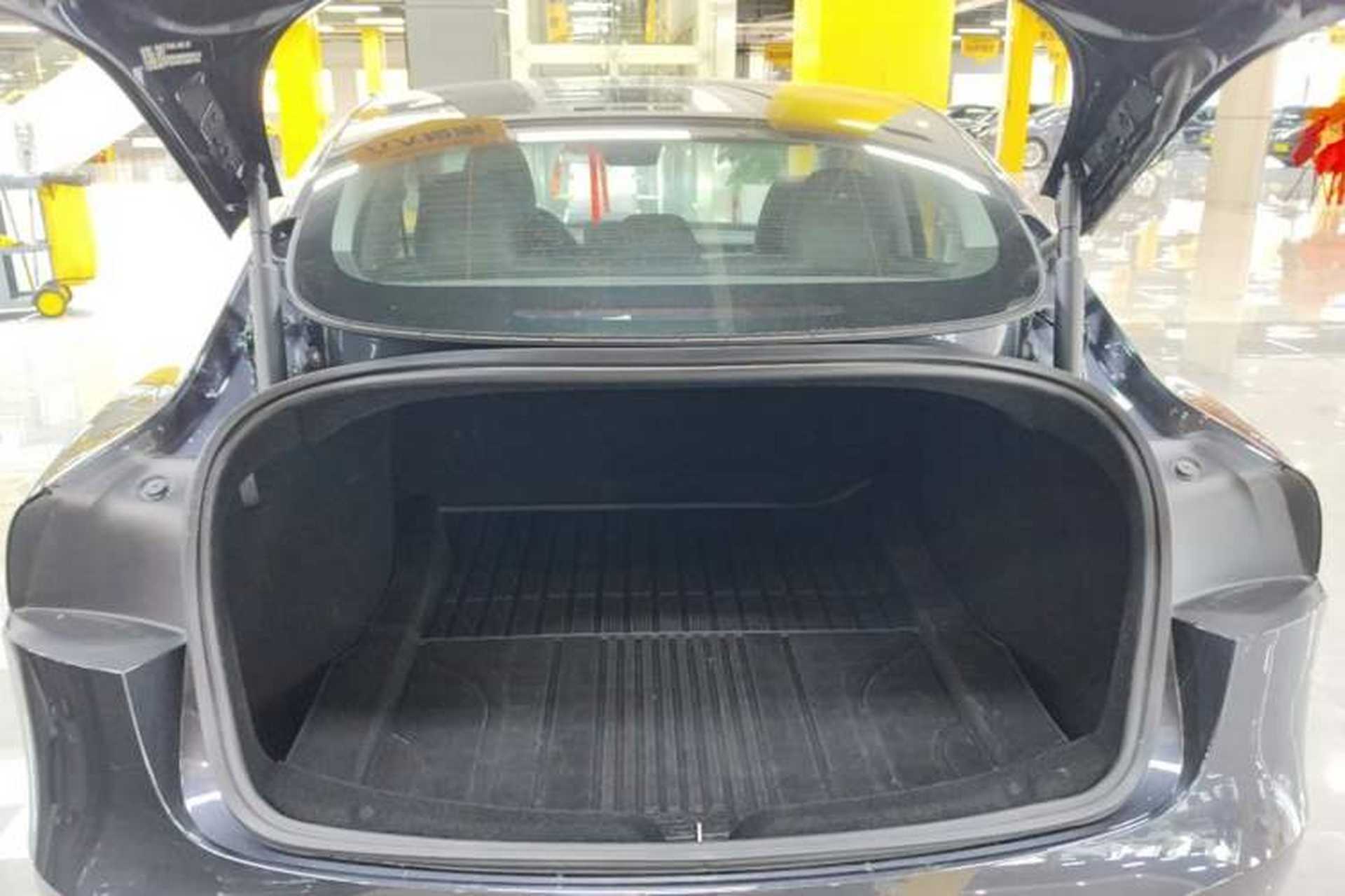 Used Tesla Model 3 2025 Rear-Wheel-Drive Version Trunk