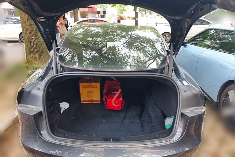 Used Tesla Model 3 2025 Rear-Wheel-Drive Version Trunk