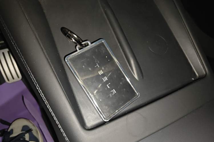 Used Tesla Model 3 2025 Rear-Wheel-Drive Version Vehicle Key