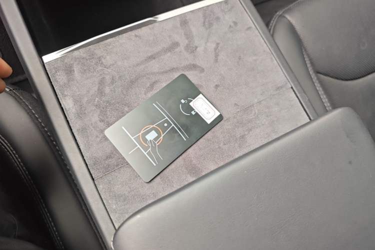 Used Tesla Model 3 2025 Rear-Wheel-Drive Version Vehicle Key