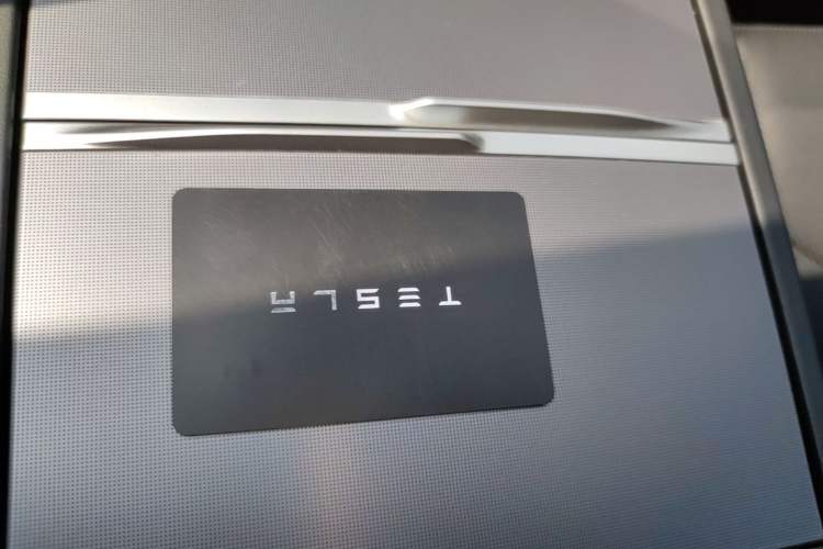 Used Tesla Model 3 2025 Rear-Wheel-Drive Version Vehicle Key