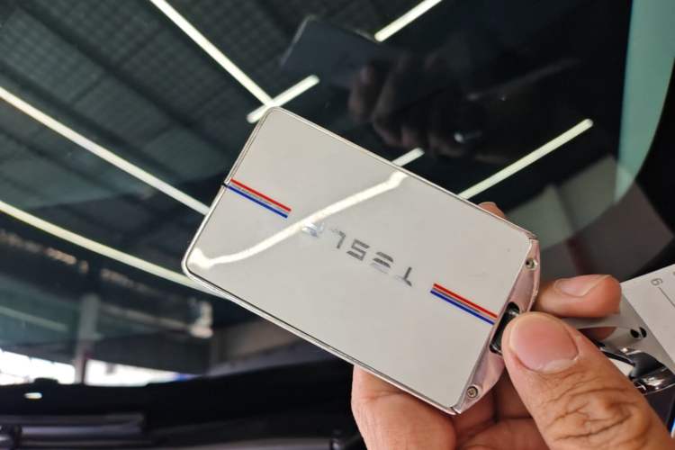 Used Tesla Model 3 2025 Rear-Wheel-Drive Version Vehicle Key