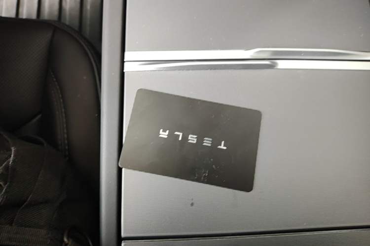 Used Tesla Model 3 2025 Rear-Wheel-Drive Version Vehicle Key