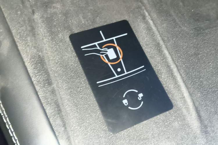 Used Tesla Model 3 2025 Rear-Wheel-Drive Version Vehicle Key