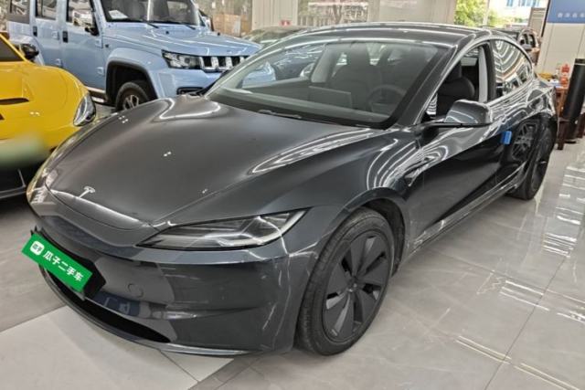 Used Tesla Model 3 2025 Rear-Wheel-Drive Version