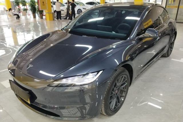 Used Tesla Model 3 2025 Rear-Wheel-Drive Version