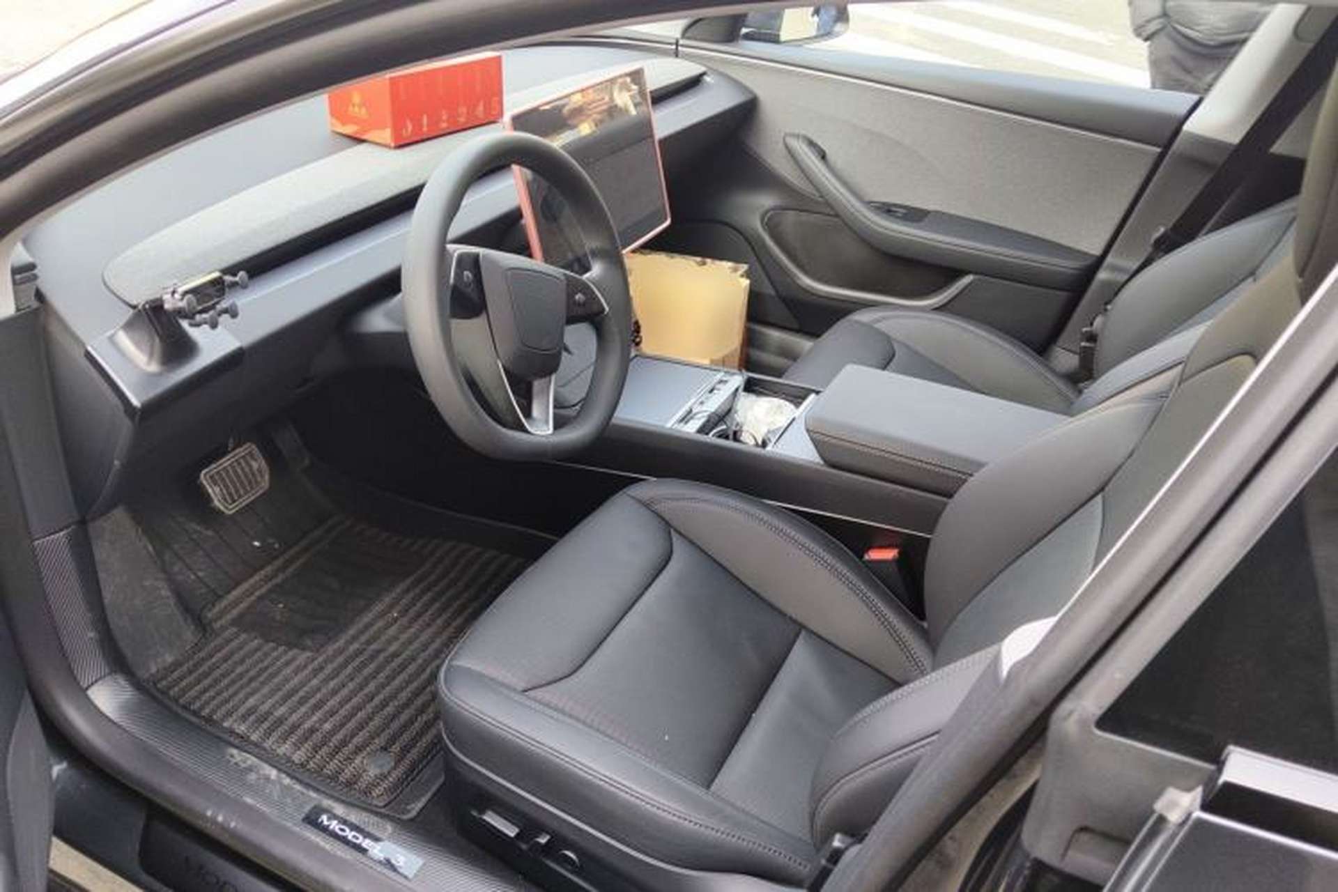 Used Tesla Model 3 2025 Rear-Wheel-Drive Version Left Front Seat