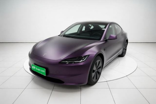 Tesla Model 3 2025 Rear-Wheel-Drive Version usado