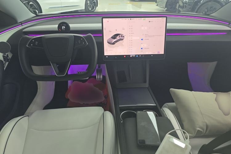 Used Tesla Model 3 2025 Long-Range All-Wheel-Drive Version Center Console