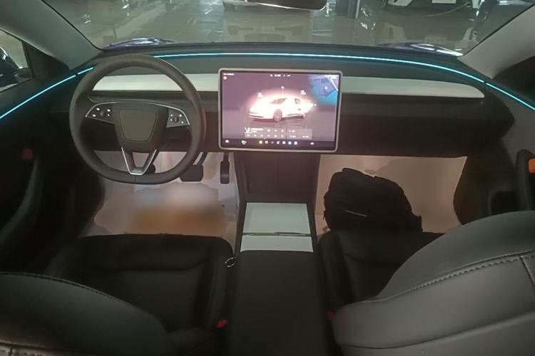 Used Tesla Model 3 2025 Rear-Wheel-Drive Version Center Console