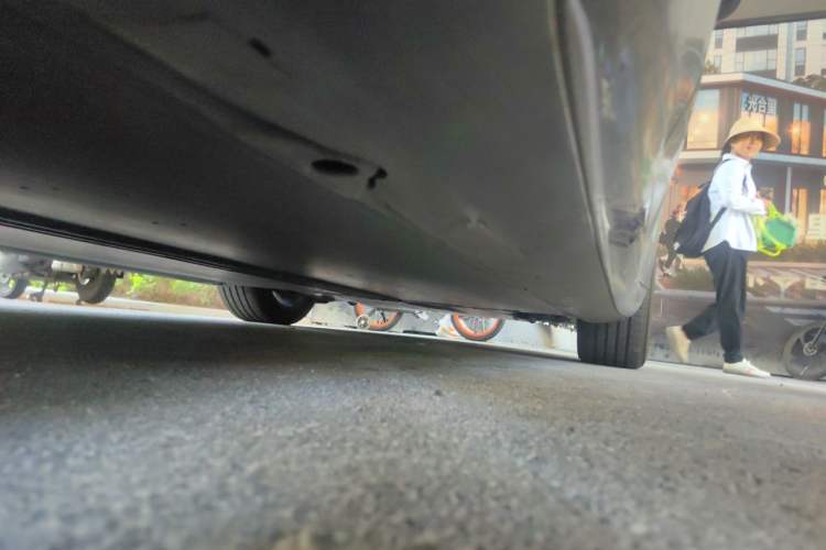 Used Tesla Model 3 2025 Rear-Wheel-Drive Version Chassis Rear Right
