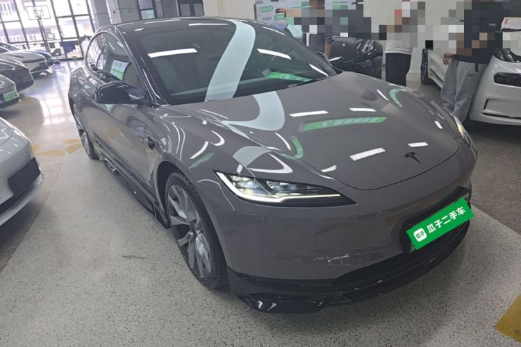 Used Tesla Model 3 2025 Long-Range All-Wheel-Drive Version Front Right 45 Deg