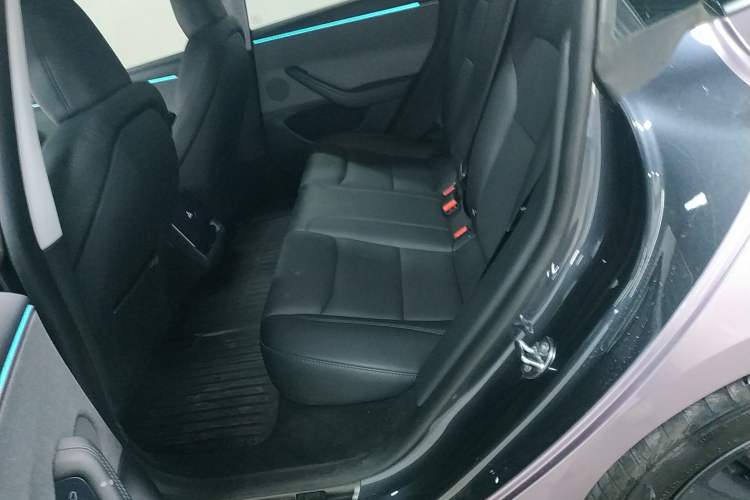 Used Tesla Model 3 2025 Rear-Wheel-Drive Version Interior 4
