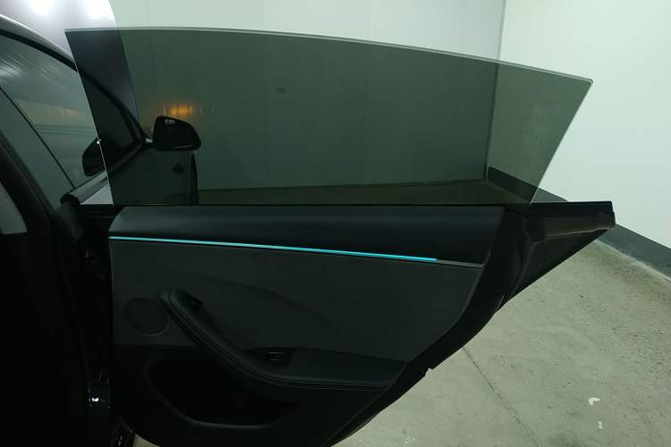 Used Tesla Model 3 2025 Rear-Wheel-Drive Version Interior 6