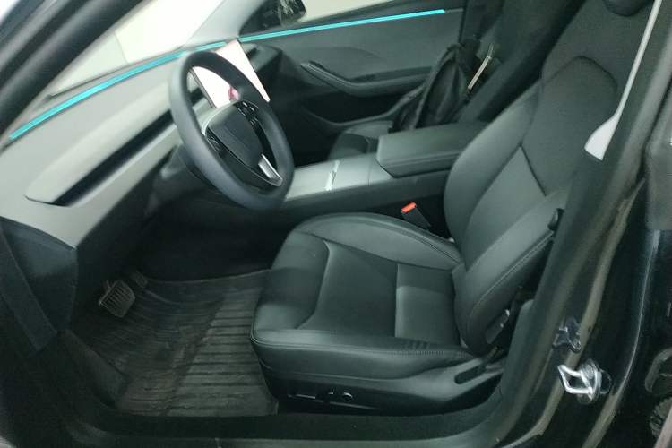 Used Tesla Model 3 2025 Rear-Wheel-Drive Version Left Front Seat