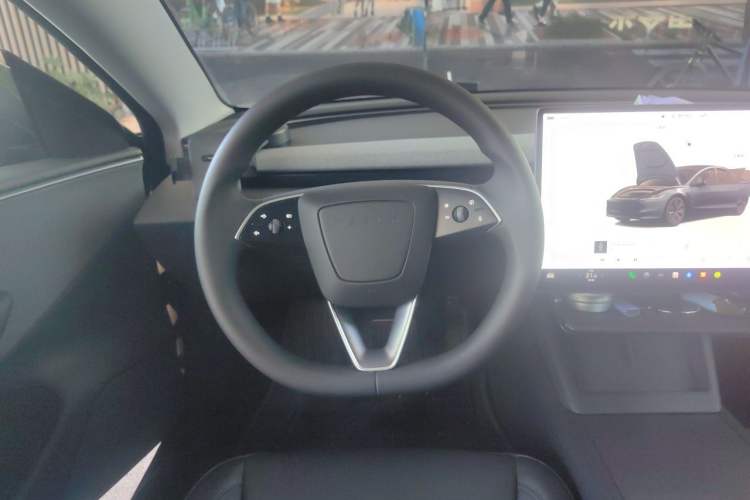 Used Tesla Model 3 2025 Rear-Wheel-Drive Version Steering Wheel