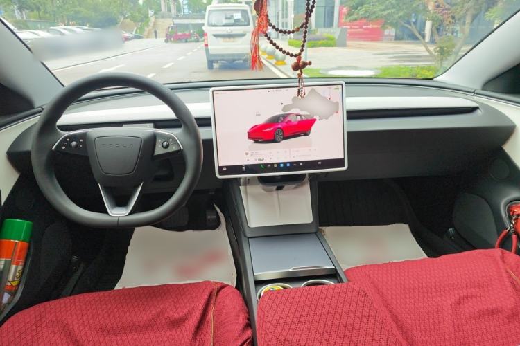 Used Tesla Model 3 2025 Long-Range All-Wheel-Drive Version Center Console