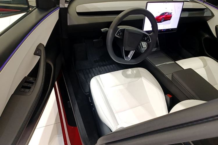 Used Tesla Model 3 2025 Rear-Wheel-Drive Version Driver Seat